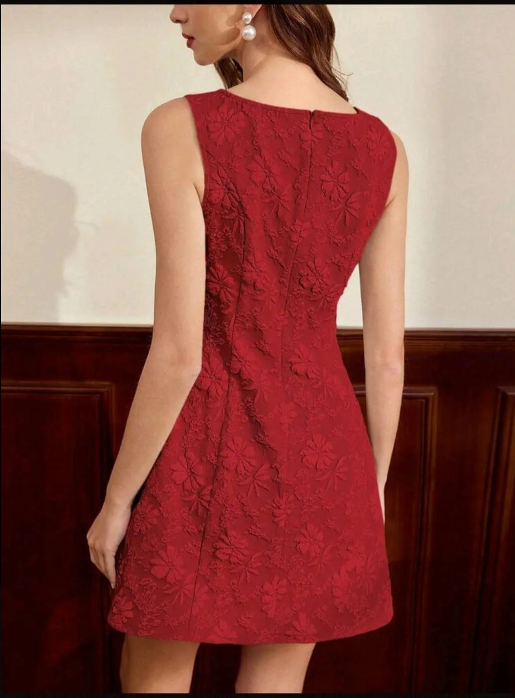 VESTIDO FLORAL ALTO RELIEVE RED en rojo